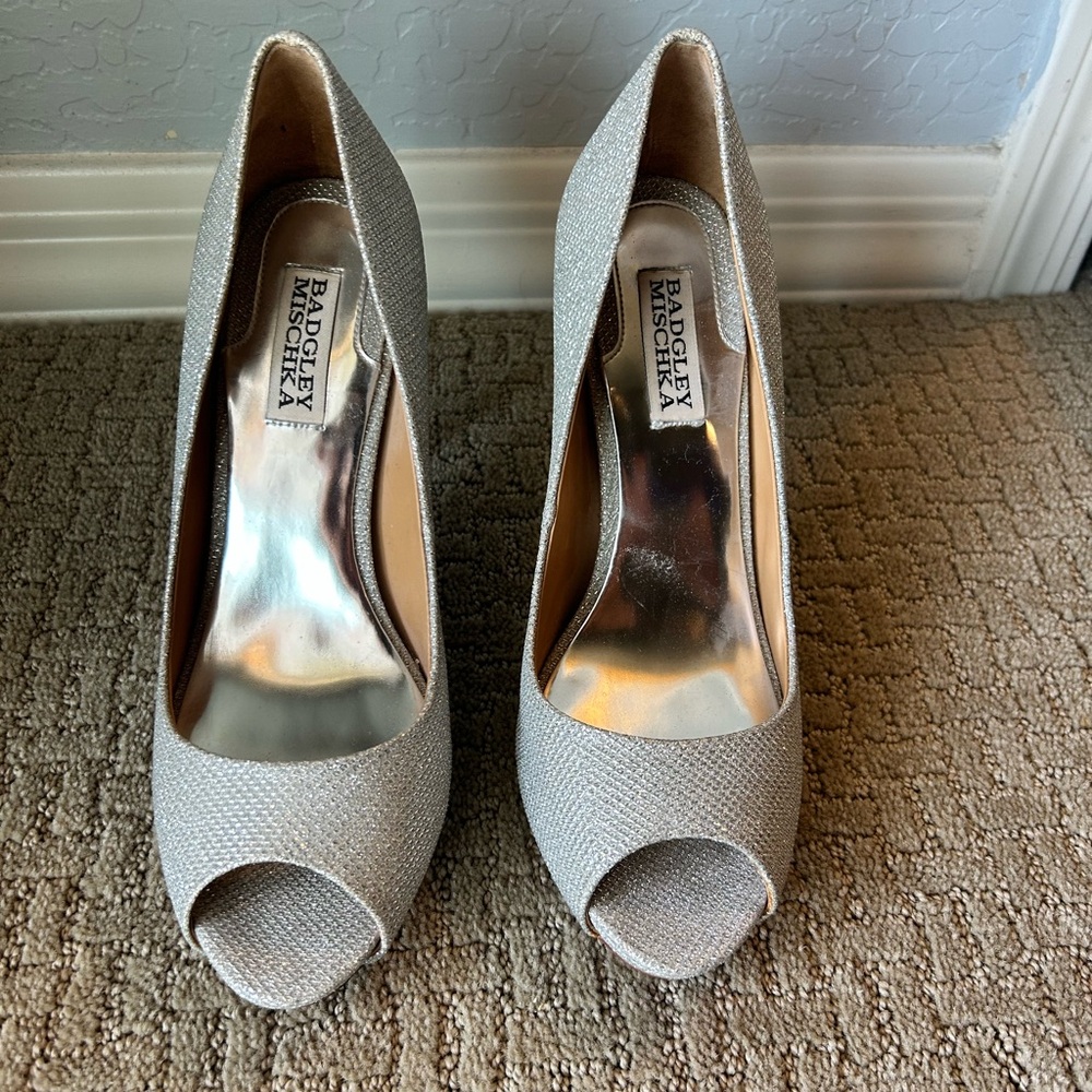 Badgley Mischka Glittering Silver Peep Toe Heels